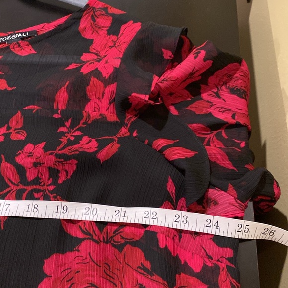 Roz & Ali Long Sleeve Ruffle Floral Blouse, 2X - Picture 7 of 10
